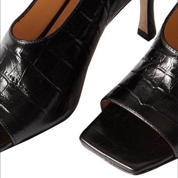 🆕A.W.A.K.E. MODE ERICA GLOSSED CROC-EFFECT LEATHER SQUARE PEEP-TOE PUMP SIZE:41 - Picture 7 of 7